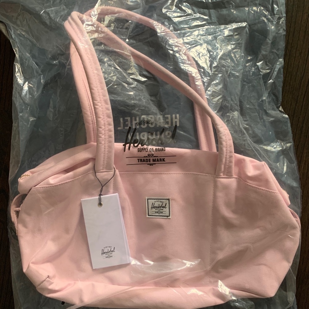 BNWT Herschel Strand Tote in Blush
